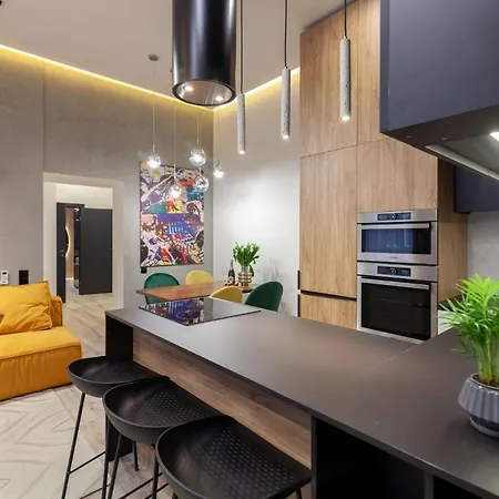 Royal Vip On Leontovicha 5 Apartment
