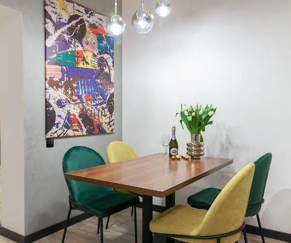 Royal Vip On Leontovicha 5 Apartment *