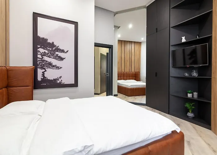 Royal Vip On Leontovicha 5