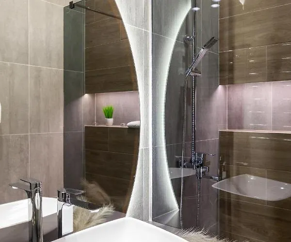 Royal Vip On Leontovicha 5 Leópolis